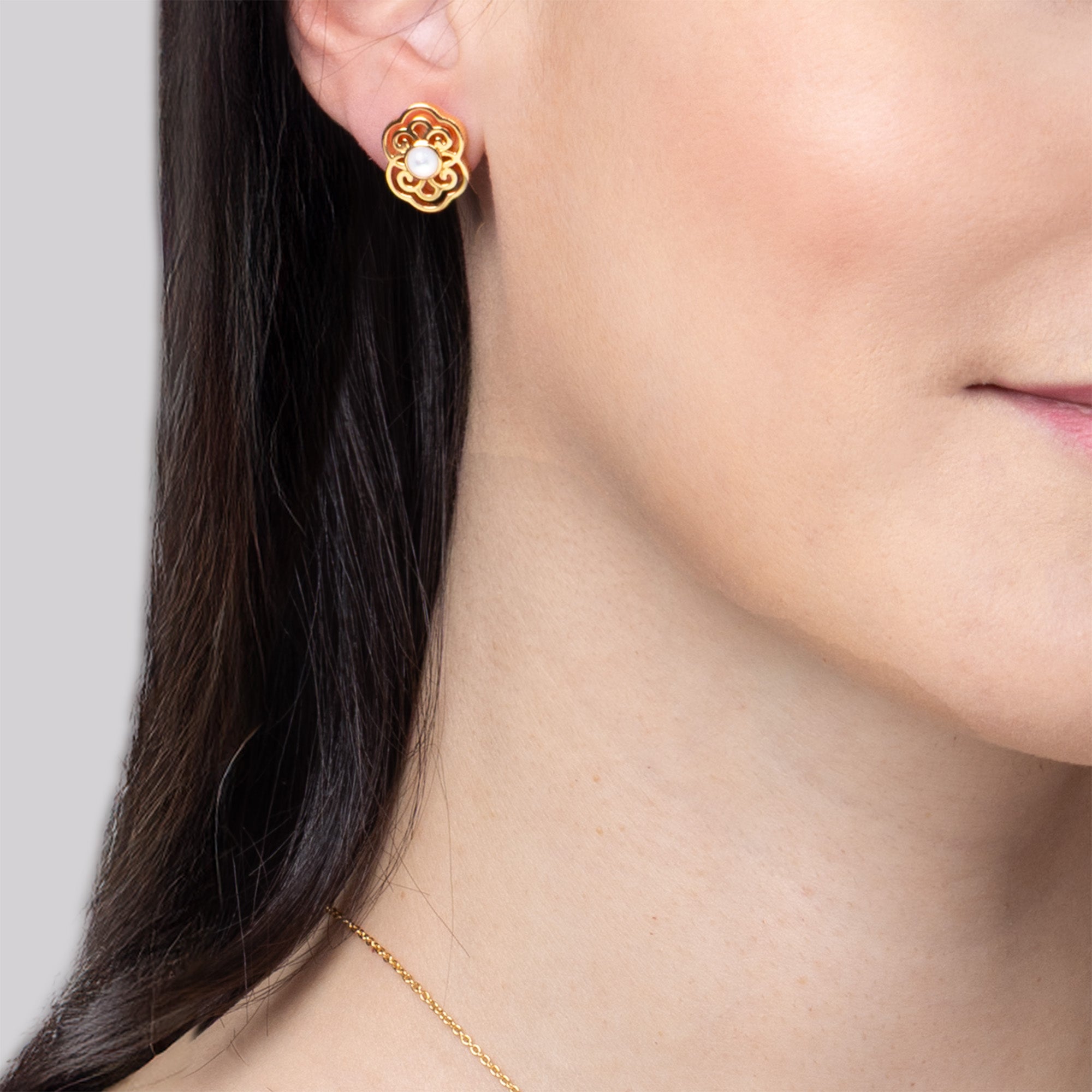 Blissful Ruyi Stud Earrings with White Mother of Pearl