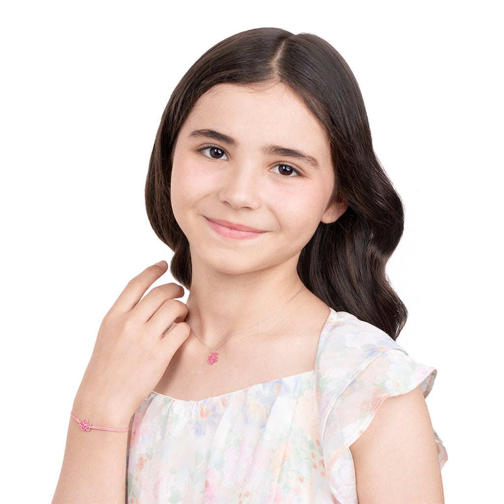 Bloomy Joy Necklace Modeling - Shen Yun Collections