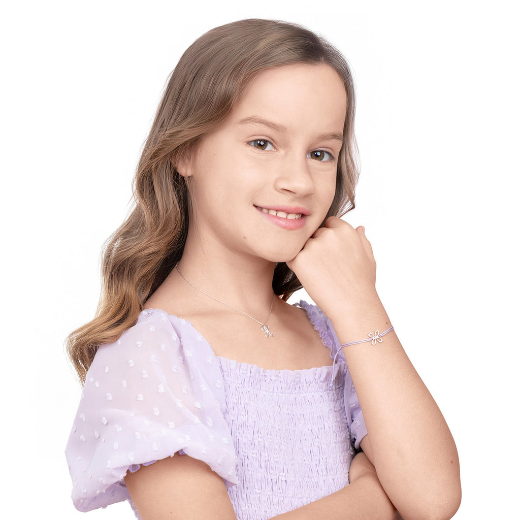 Lucky Knot Bracelet on Model - Shen Yun Collections