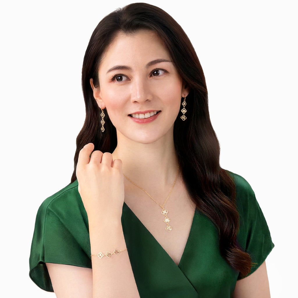 Zhen Shan Ren Words Earrings Vertical Dangle