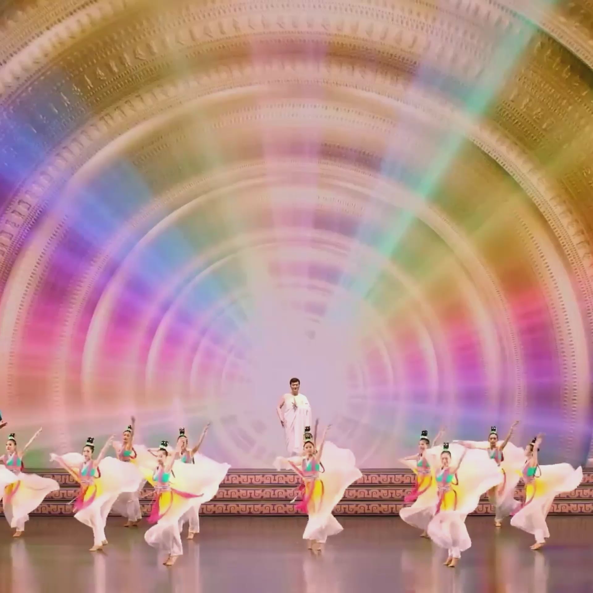 Shen Yun's 20th Anniversary Scarf