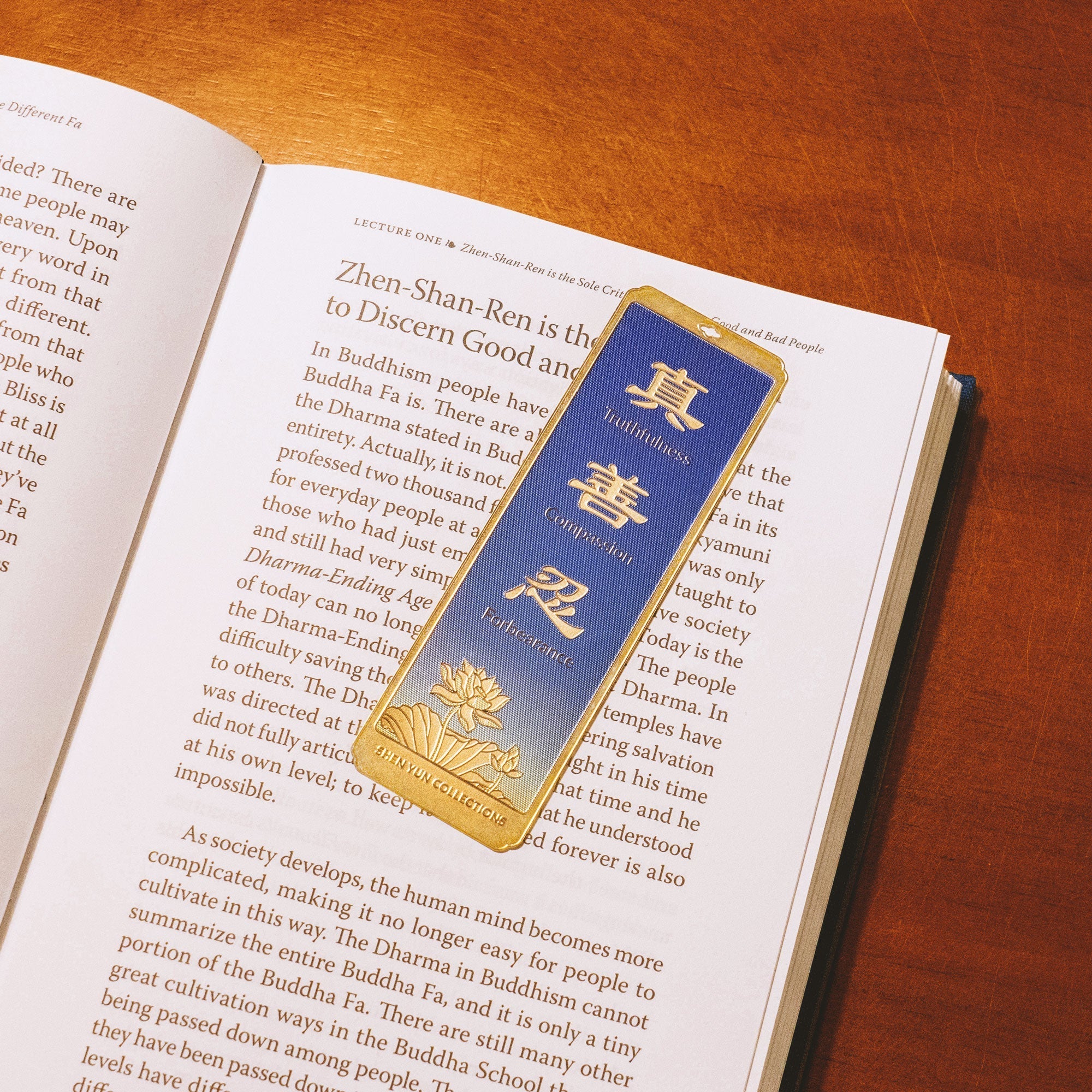 Zhen Shan Ren Bookmark Blue Life Style | Shen Yun Collections
